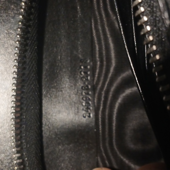 AUTHENTIC GUCCI BLACK WALLET GG LOGOS - Picture 13 of 16